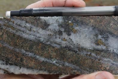 Ridgeway, NC498,  688m stock worked quartz-cpy-bornite veins 31.0g/t Au + 1.93% Cu within  84m from 821m at 7.40g/t Au and 1.27% Cu  Ridgeway, NC498,  688m stock worked quartz-cpy-bornite veins 31.0g/t Au + 1.93% Cu within  84m from 821m at 7.40g/t Au and 1.27% Cu
